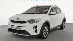 Usado 2021 Kia Stonic SUV | 13.446 € (Precio justo)