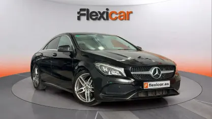 Usado Mercedes CLA200 136 CV (100 kW) 2017 Negro Coupe
