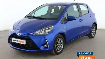Usado Toyota Yaris Active 101 CV (74 kW) 2017 Azul Utilitario
