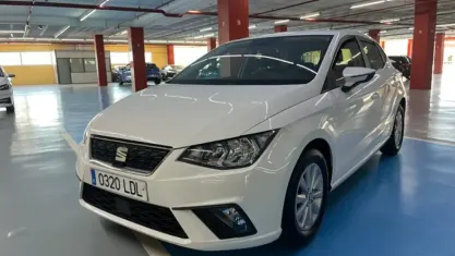 Usado Seat Ibiza Style Plus 80 CV (58 kW) 2020 Blanco Utilitario