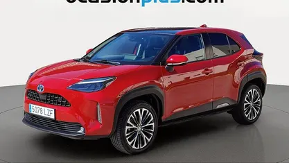 Usado Toyota Yaris Cross Edition 116 CV (85 kW) 2022 Rojo SUV