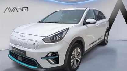 Blanco Usado 2021 Kia Niro SUV | 18.490 € (Precio justo)