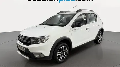 Usado Dacia Sandero Stepway 95 CV (69 kW) 2020 Blanco Utilitario