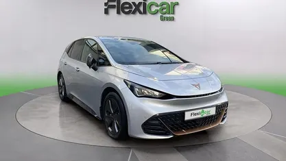 Usado Cupra Born 150 kW (204 CV) 2023 Gris Utilitario