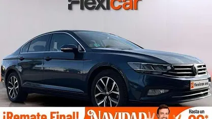 Azul Usado 2021 VW Passat Executive Berlina | 16.990 € (Buen precio)