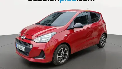 Usado Hyundai i10 Edition 87 CV (63 kW) 2019 Rojo Utilitario