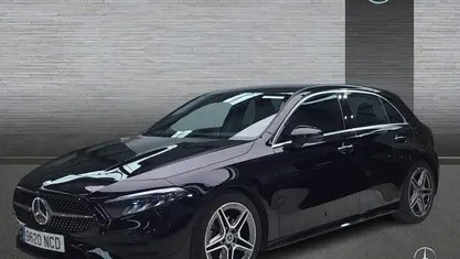 Usado Mercedes A180 AMG line 136 CV (100 kW) 2025