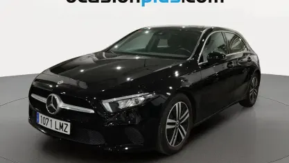 Usado Mercedes A180 136 HP (100 kW) 2021 Preto Citadino