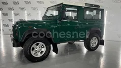 Verde Usado 2002 Land Rover Defender SUV | 34.900 €
