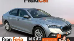 Gris / plata Usado 2024 Skoda Octavia Berlina | 24.490 € (Super precio)