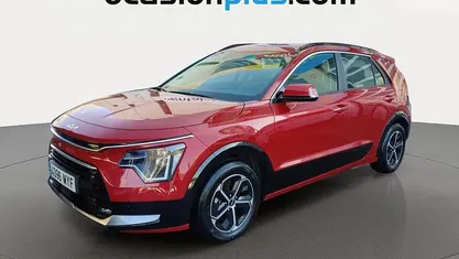 Blanco Usado 2025 Kia Niro SUV | 22.728 € (Buen precio)