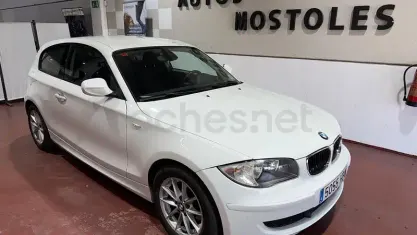 Usado BMW 116 Comfort Edition 115 CV (84 kW) 2011 Blanco Utilitario