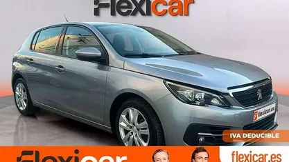 Usado Peugeot 308 Active 131 CV (96 kW) 2021 Gris Utilitario