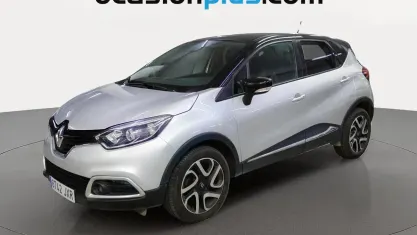 Usado Renault Captur Zen 90 CV (66 kW) 2017 Gris plata SUV