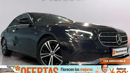 Usado Mercedes E220 194 CV (142 kW) 2021 Negro Berlina