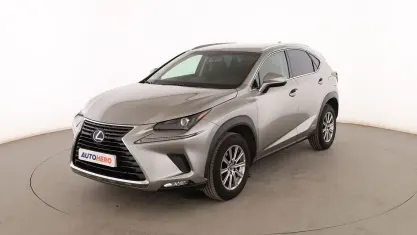 Usado Lexus NX300h Business Edition 197 CV (144 kW) 2018 Gris SUV