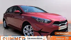 Rojo Usado 2023 Kia Ceed Berlina | 17.990 € (Precio justo)