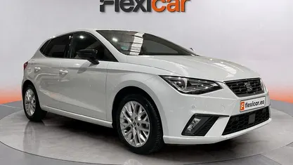 Usado 2024 Seat Ibiza FR Berlina | 15.590 € (Precio justo)
