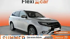 Blanco Usado 2019 Mitsubishi Outlander P-HEV Motion SUV | 19.990 € (Precio justo)