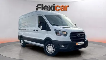 Usado Ford Transit 131 CV (96 kW) 2023 Blanco Berlina