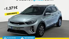 Usado 2023 Kia Stonic SUV | 15.090 € (Precio justo)
