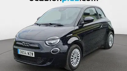 Usado Fiat 500e Action 69 kW (95 CV) 2022 Negro Utilitario