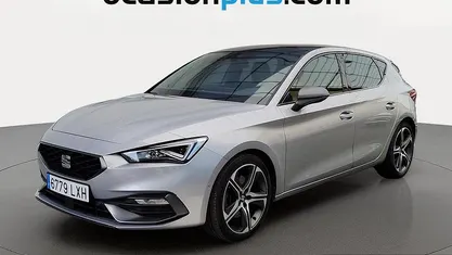 Käytetty Seat Leon FR 150 HP (110 kW) 2022 Harmaa Viistoperä