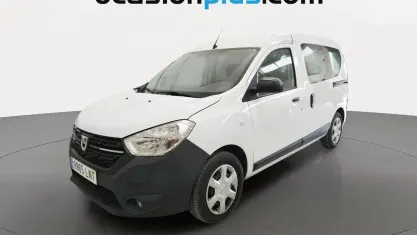 Usado Dacia Dokker Essentiel 109 CV (80 kW) 2021 Blanco Monovolumen