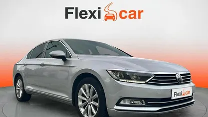Gris Usado 2017 VW Passat Advance Berlina | 14.990 € (Super precio)