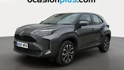Usado Toyota Yaris Cross Active 116 CV (85 kW) 2024 Gris SUV