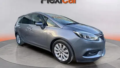 Usado Opel Zafira Tourer Excellence 140 CV (102 kW) 2017 Gris Monovolumen