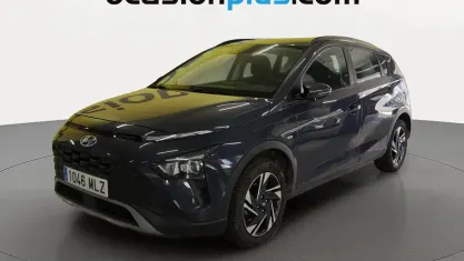 Usado Hyundai Bayon 101 CV (74 kW) 2023 Gris SUV