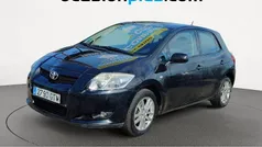 Negro Usado 2010 Toyota Auris Active Utilitario | 7990 € (Precio justo)