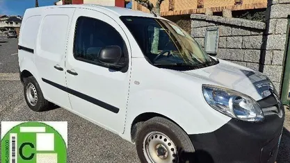 Usado Renault Kangoo 90 CV (66 kW) 2018 Blanco Monovolumen