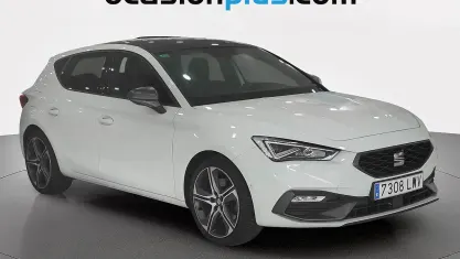 Usado Seat Leon FR 150 CV (110 kW) 2022 Blanco Utilitario
