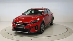 Rojo Usado 2024 Kia XCeed SUV | 20.500 € (Precio justo)