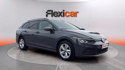 Usado VW Golf VIII 116 CV (85 kW) 2021 Gris Utilitario