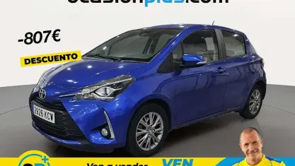 Usado Toyota Yaris Active 111 CV (81 kW) 2017 Azul Utilitario