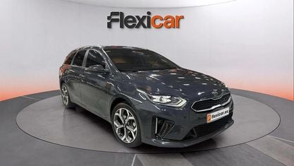 Occasion Kia Ceed 141 PK (103 kW) 2020 Grijs Hatchback