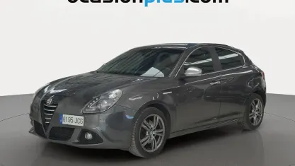 Usado Alfa Romeo Giulietta Distinctive 170 CV (125 kW) 2015 Gris Utilitario