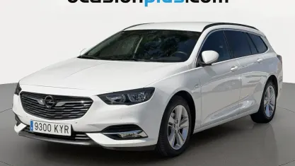 Usado Opel Insignia Selective 110 CV (80 kW) 2019 Blanco Monovolumen