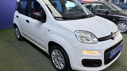 Usado Fiat Panda Lounge 69 CV (50 kW) 2018 Blanco Berlina