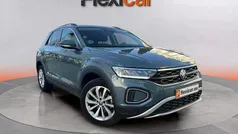 Usado 2023 VW T-Roc Life SUV | 21.790 € (Precio justo)