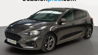 Usado Ford Focus ST-Line 125 CV (91 kW) 2018 Gris Utilitario