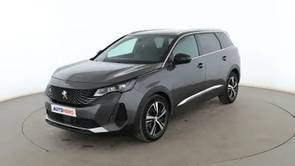 Usado Peugeot 5008 GT 179 CV (131 kW) 2021 Gris SUV