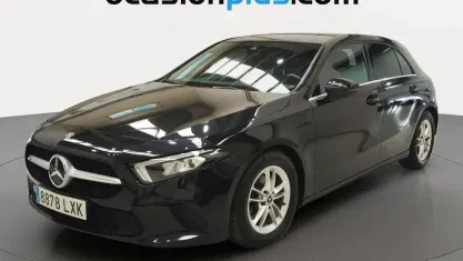 Usado Mercedes A180 116 CV (85 kW) 2019 Negro Utilitario