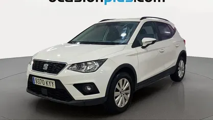 Usado Seat Arona Ecomotive 95 CV (69 kW) 2019 Blanco SUV