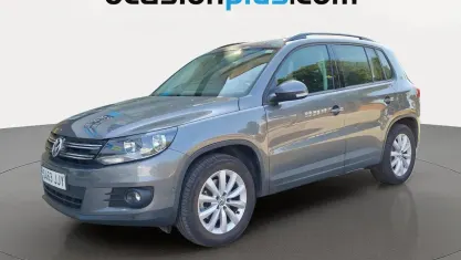Usado VW Tiguan 110 CV (80 kW) 2015 Gris SUV