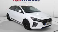 Blanco Usado 2018 Hyundai Ioniq Berlina | 15.210 € (Precio justo)