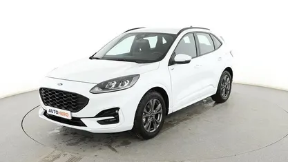 Używany Ford Kuga ST-Line 190 KM (139 kW) 2023 Biały SUV